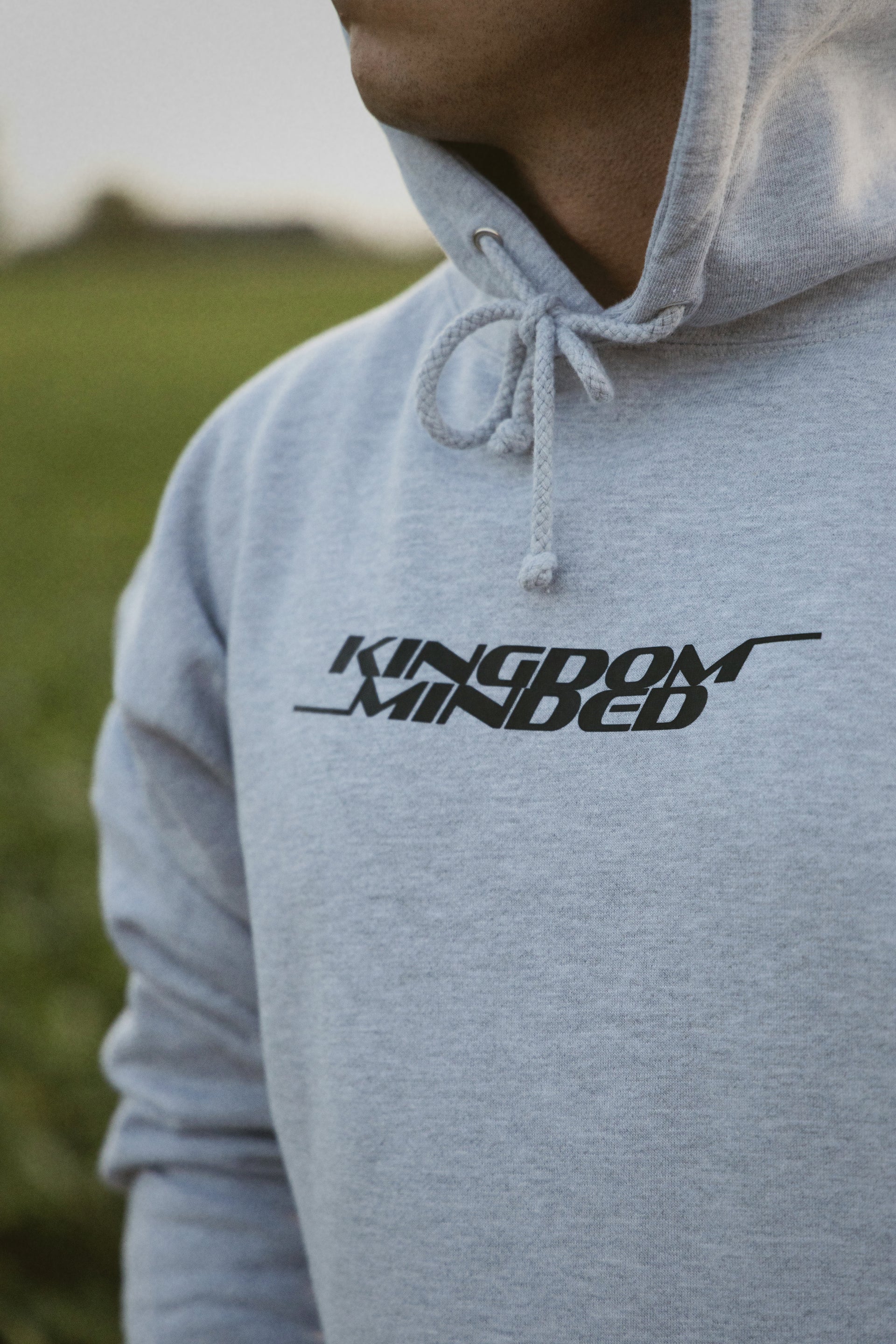 KINGDOM MINDED HOODIE gray front detail